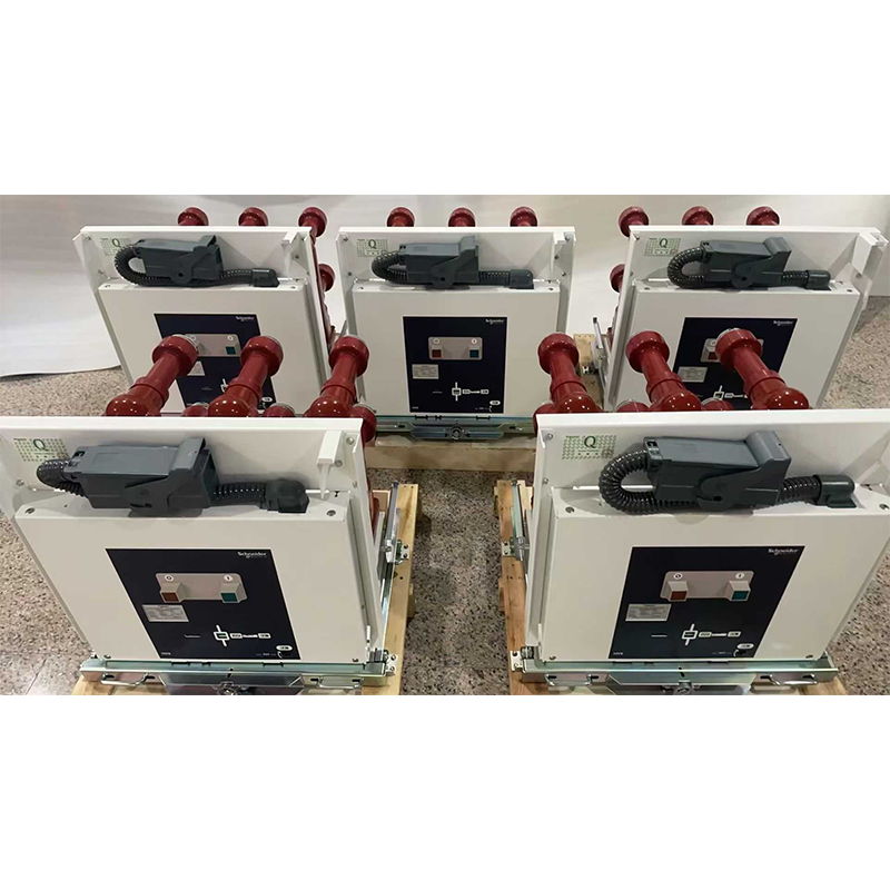 Disyuntor de vacío para interiores de media tensión MTHVX de 12 kV, 630 A–1250 A